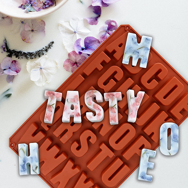 Bake House Alphabet Moules à chocolat en silicone antiadhésifs, 26 cavités grandes lettres